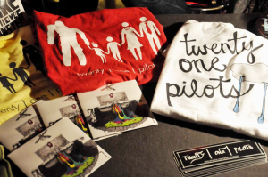 Merch from 28 Jan 2011 2.png
